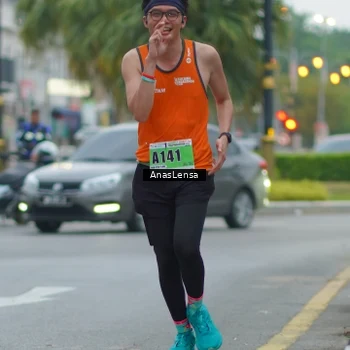 Runner Photo 8811068