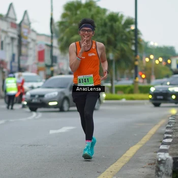 Runner Photo 8811081