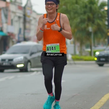 Runner Photo 8811185