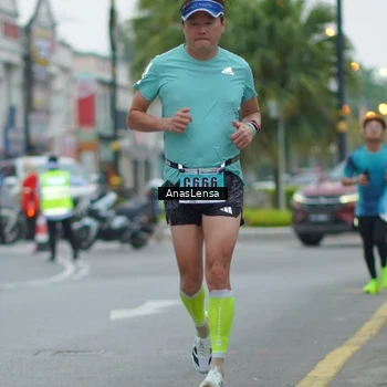 Runner Photo 8811191