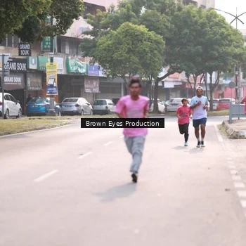 Runner Photo 8811206