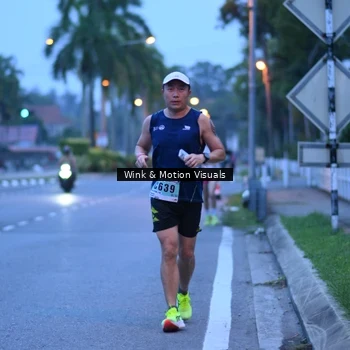 Runner Photo 8811223