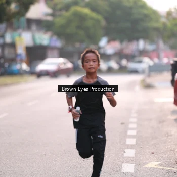 Runner Photo 8811234