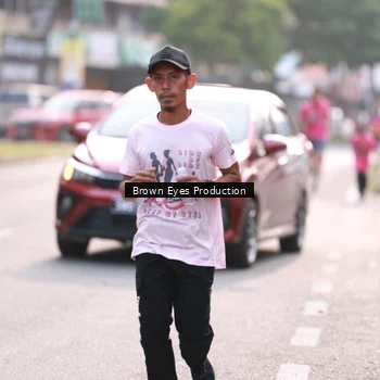Runner Photo 8811253