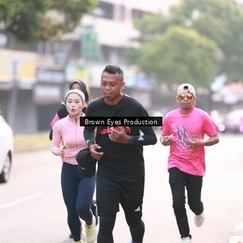 Runner Photo 8811258