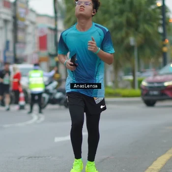 Runner Photo 8811261