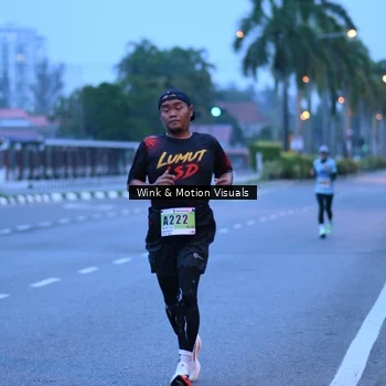 Runner Photo 8811276