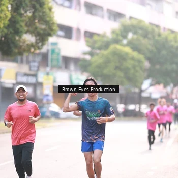 Runner Photo 8811292