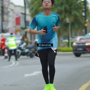 Runner Photo 8811297