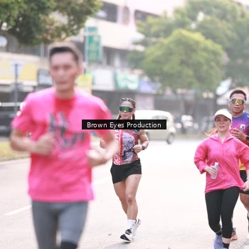 Runner Photo 8811300