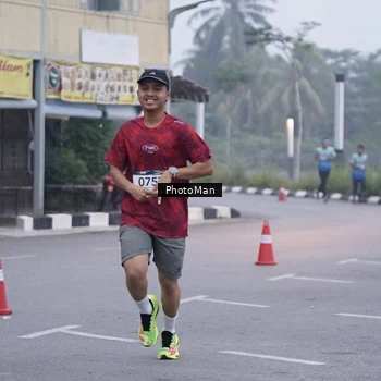 Runner Photo 8811312