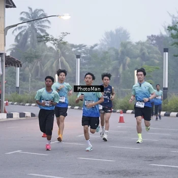 Runner Photo 8811313