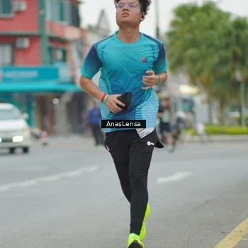 Runner Photo 8811320