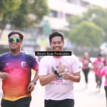 Runner Photo 8811345