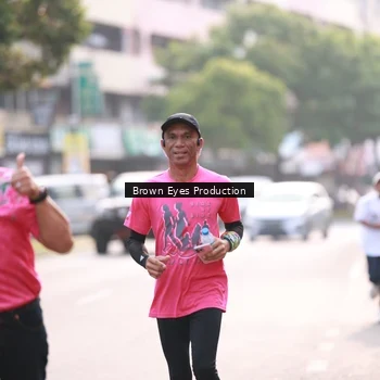 Runner Photo 8811414