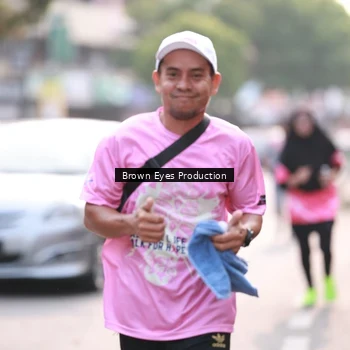 Runner Photo 8811436