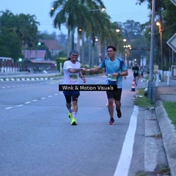 Runner Photo 8811456