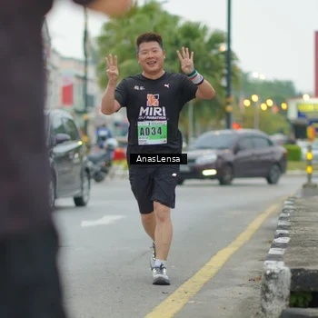 Runner Photo 8811467