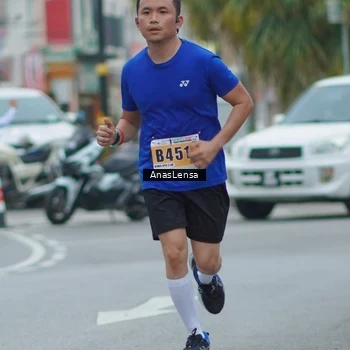 Runner Photo 8811469
