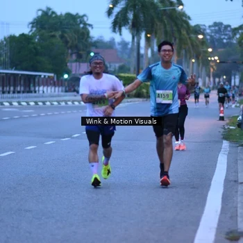 Runner Photo 8811481