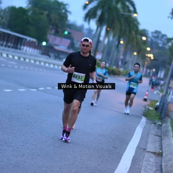 Runner Photo 8811515