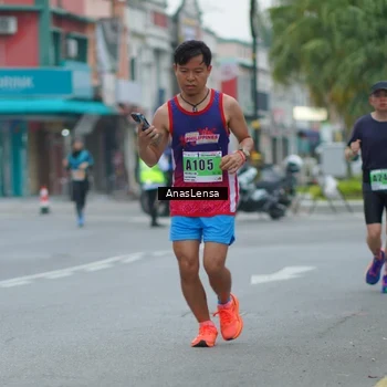 Runner Photo 8811594