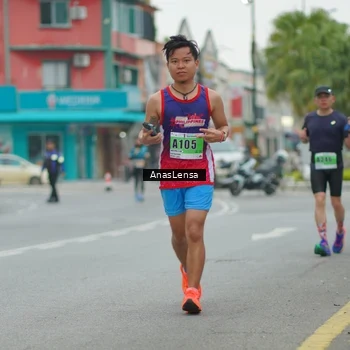 Runner Photo 8811638