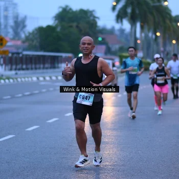 Runner Photo 8811642