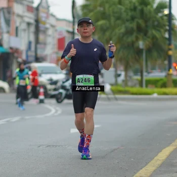 Runner Photo 8811711