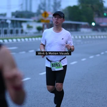 Runner Photo 8811750