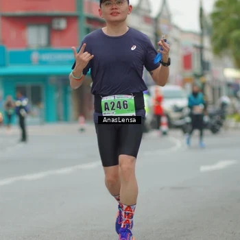Runner Photo 8811764