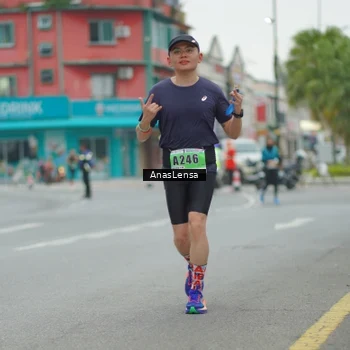 Runner Photo 8811773