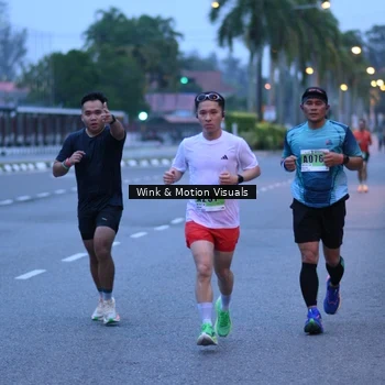 Runner Photo 8811840
