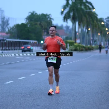 Runner Photo 8811847