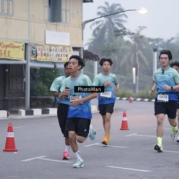 Runner Photo 8811885