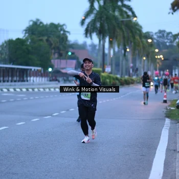Runner Photo 8811983