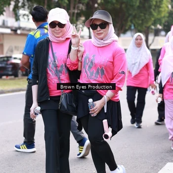 Runner Photo 8812024