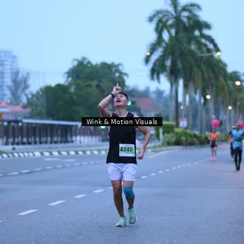 Runner Photo 8812028