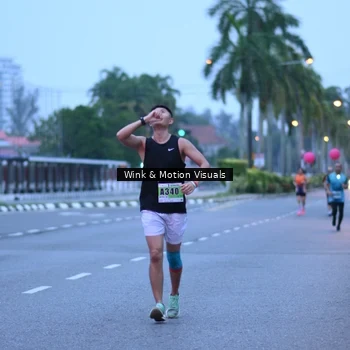 Runner Photo 8812040