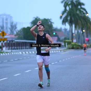 Runner Photo 8812059
