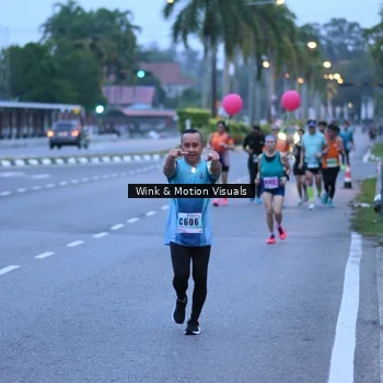 Runner Photo 8812074