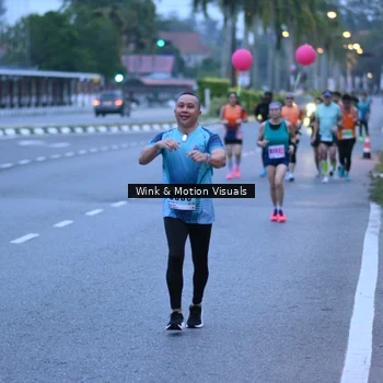 Runner Photo 8812079