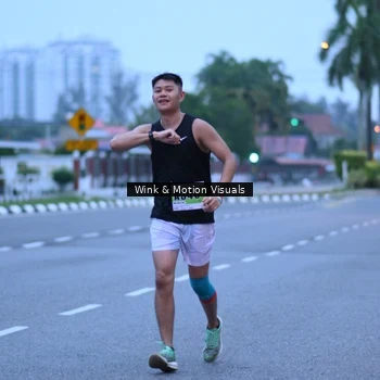 Runner Photo 8812104