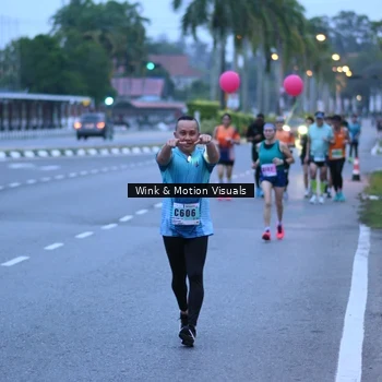 Runner Photo 8812108