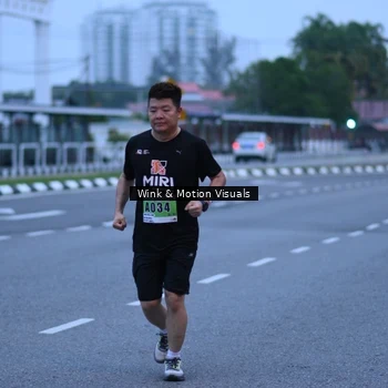 Runner Photo 8812249