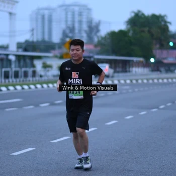 Runner Photo 8812264