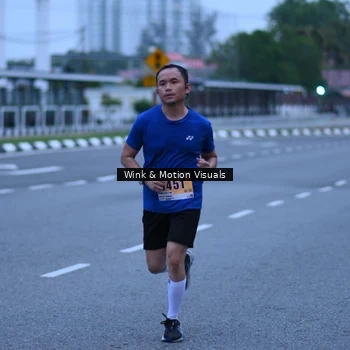 Runner Photo 8812297