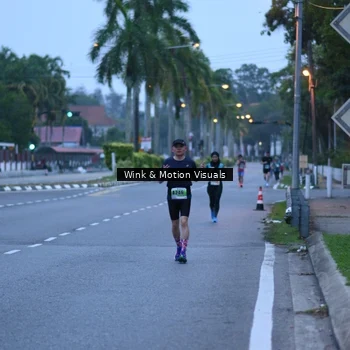 Runner Photo 8812300