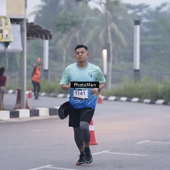 Runner Photo 8812310