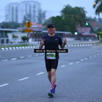 Runner Photo 8812311